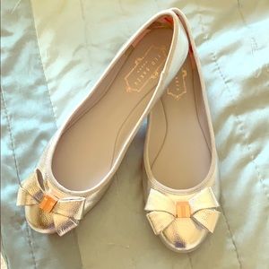 Ted baker silver ballet flats 7.5 nwo box